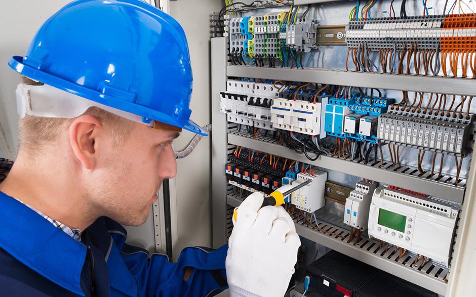 recherche électricien Antony